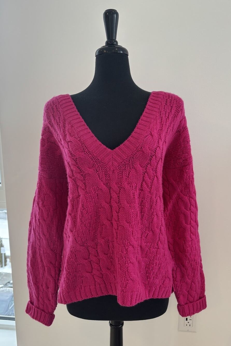 Evan Picone Vntg Fuchsia Pink Deep V Neck 100% Wool Heavy Sweater Oversized M